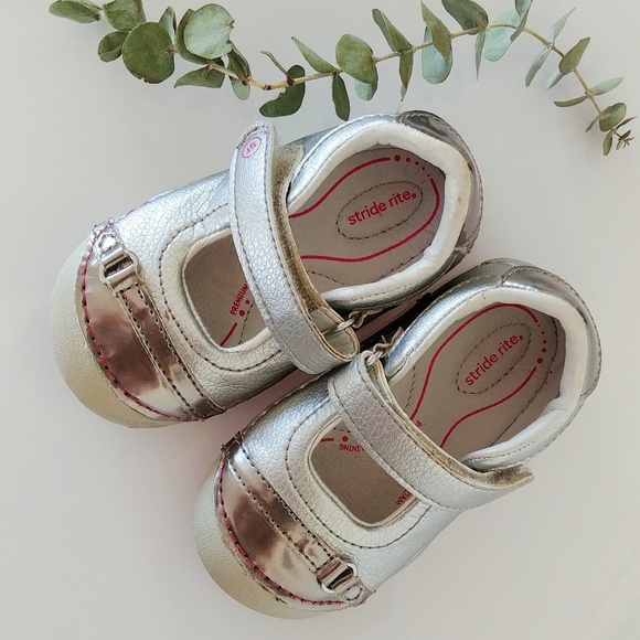 stride rite silver mary janes
